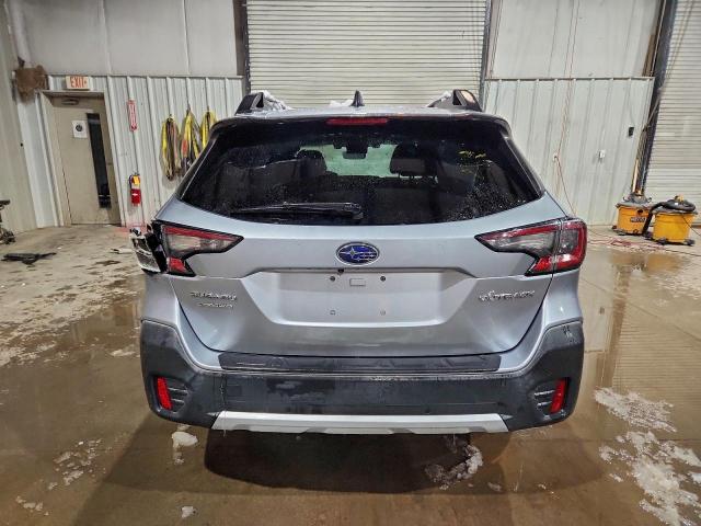 Subaru Outback Limited Image 3