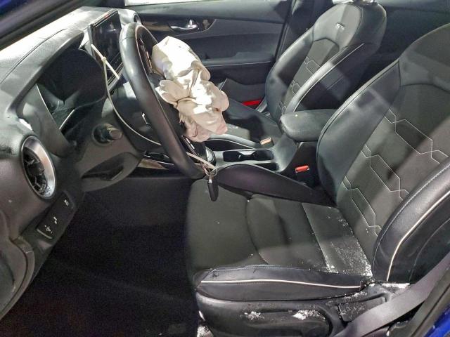 Kia Forte Gt Line Image 8