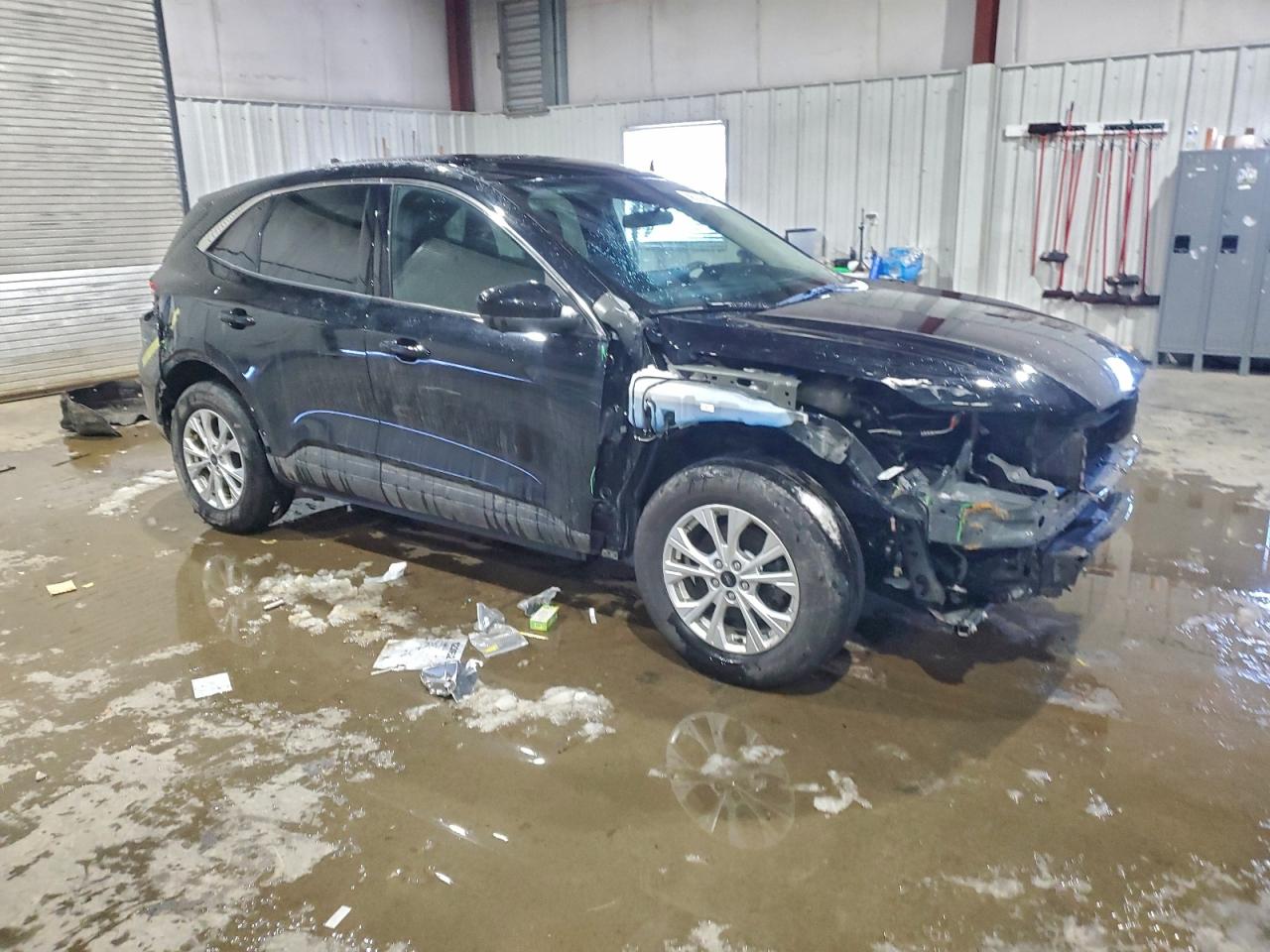 Ford Escape Active Image 6