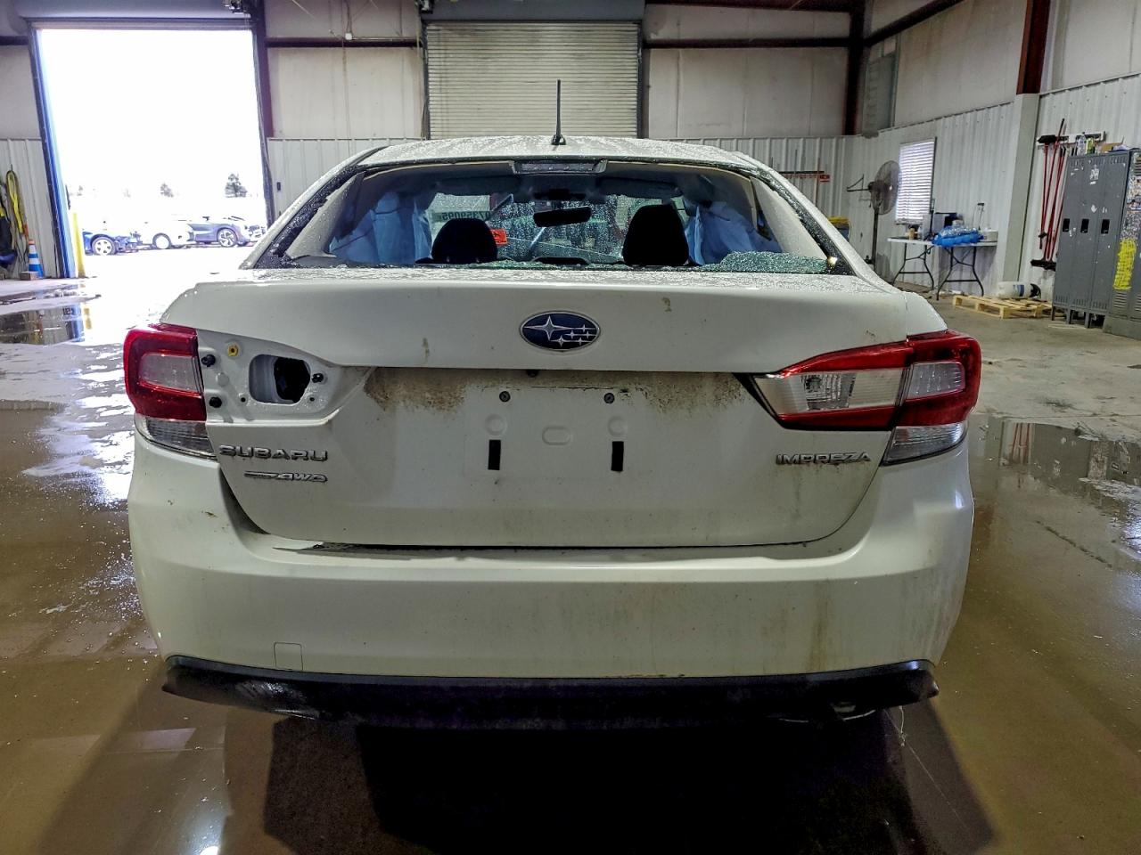 Subaru Impreza Image 12