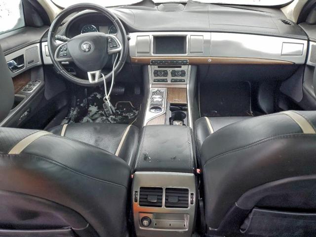 Jaguar XF 3.0 Sport Awd Image 4