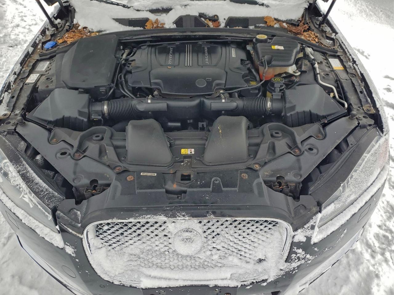 Jaguar XF 3.0 Sport Awd Image 6