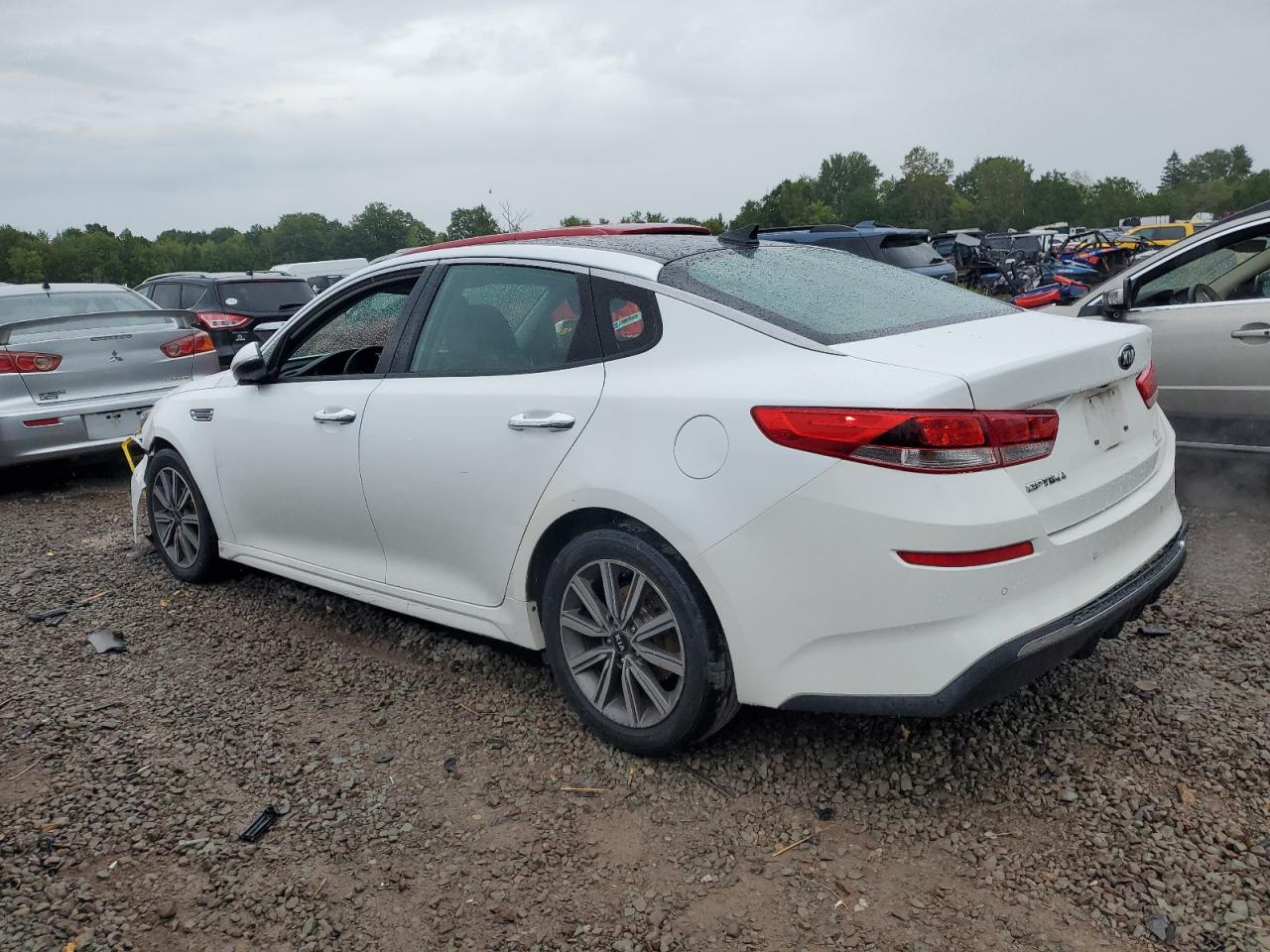Kia Optima Lx Image 10