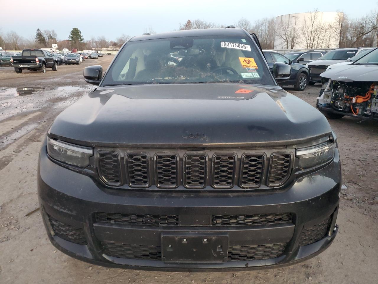 Jeep Grand Cherokee L Laredo Image 11