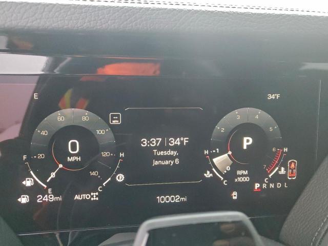 GMC Yukon Denali Image 10