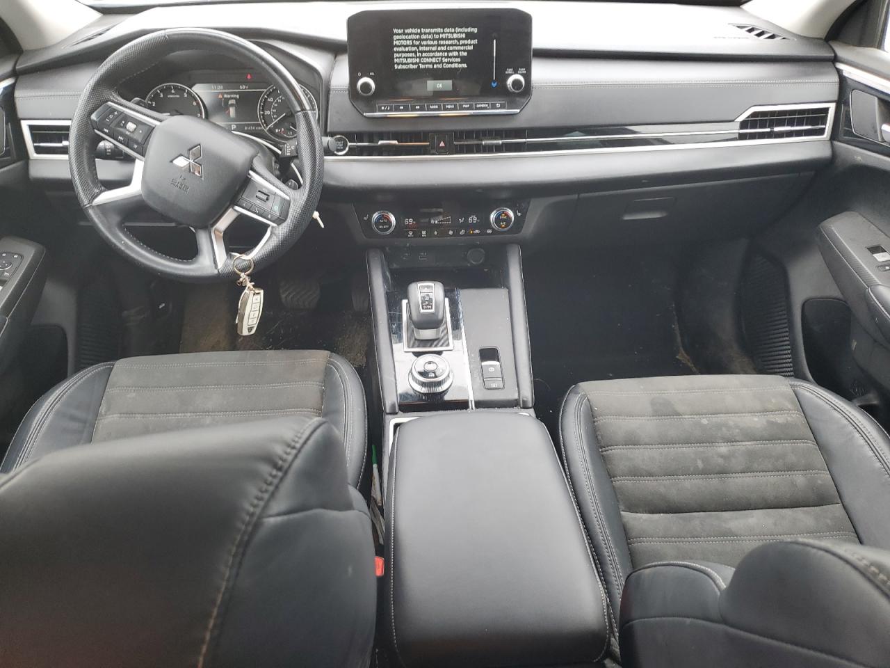 Mitsubishi Outlander Se Image 10