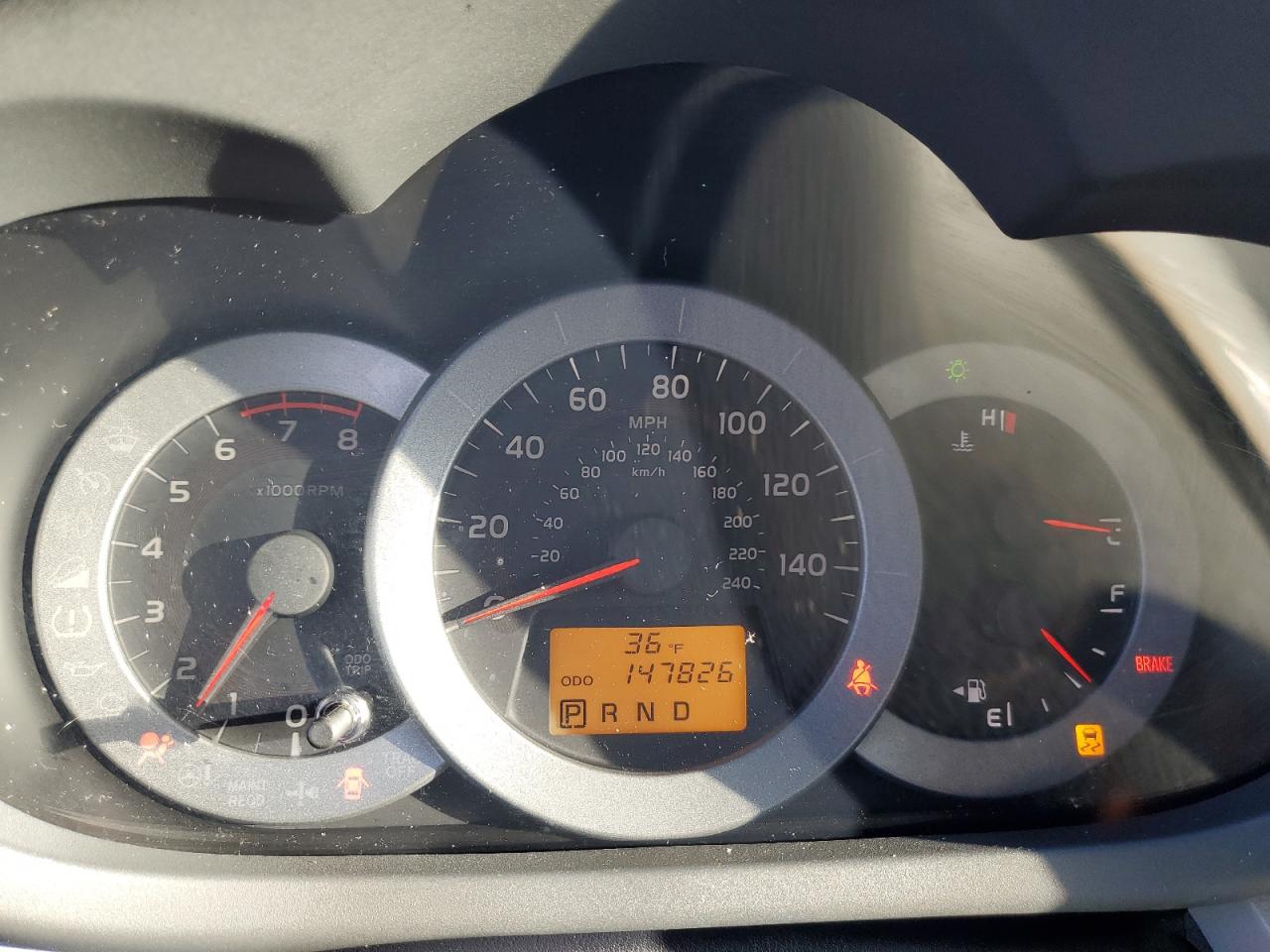 Toyota RAV4 Image 12