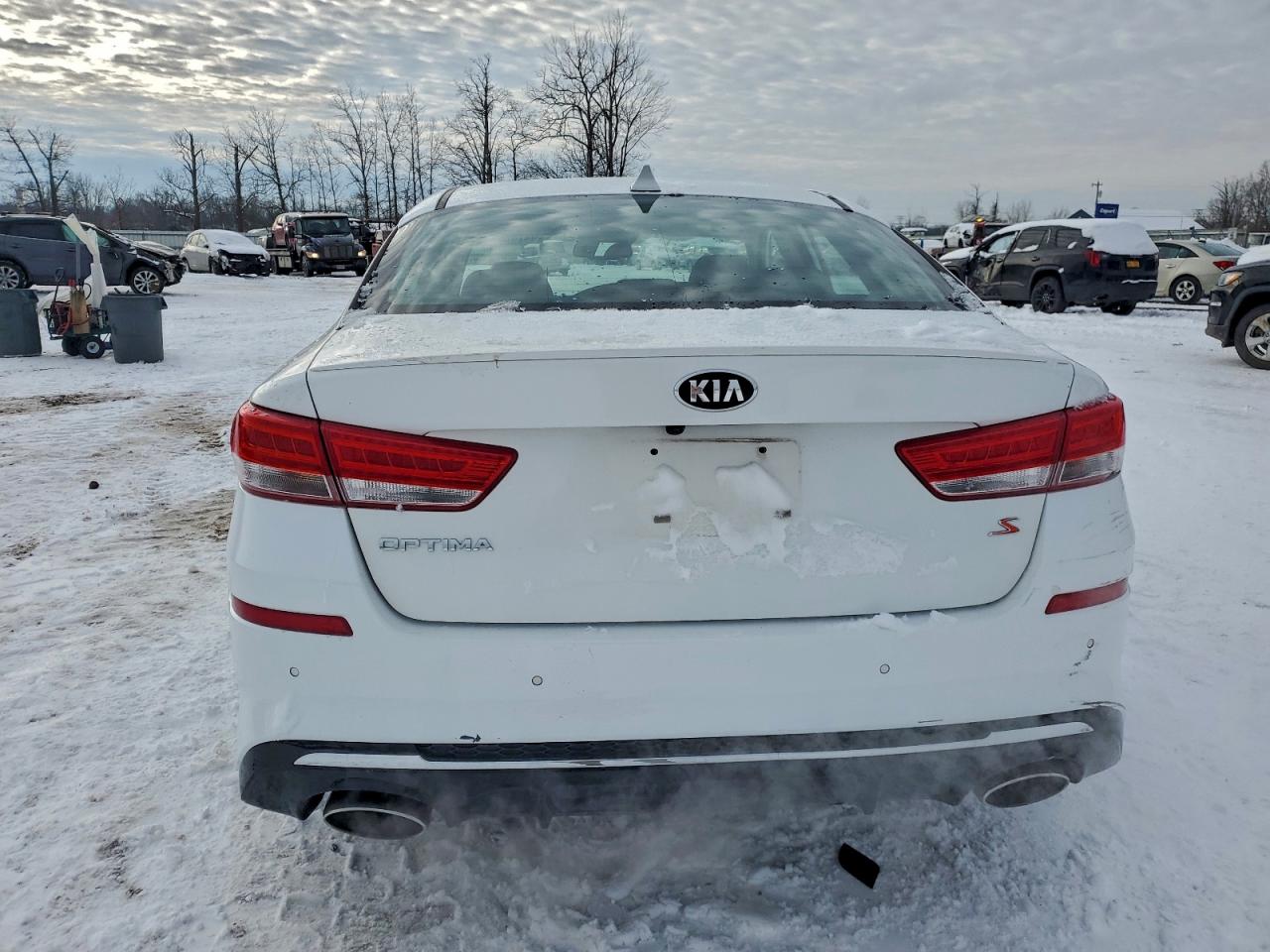 Kia Optima Lx Image 12