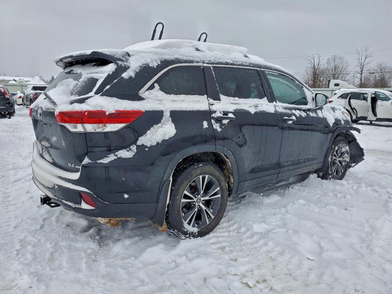 Toyota Highlander Se Image 2