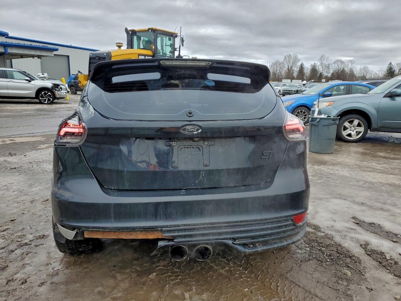 Ford Focus St Image 12