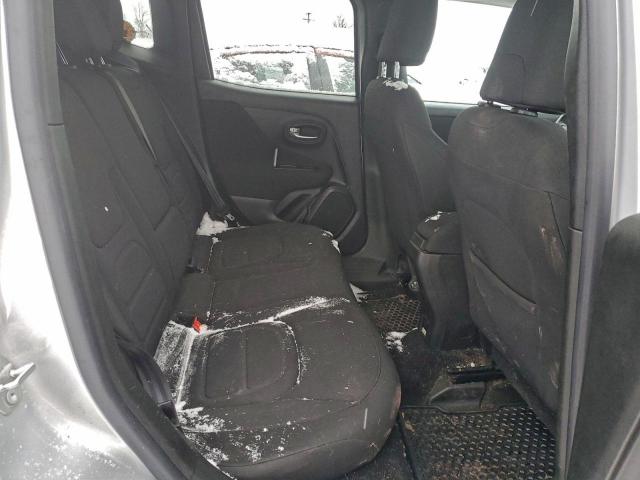 Jeep Renegade Latitude Image 4