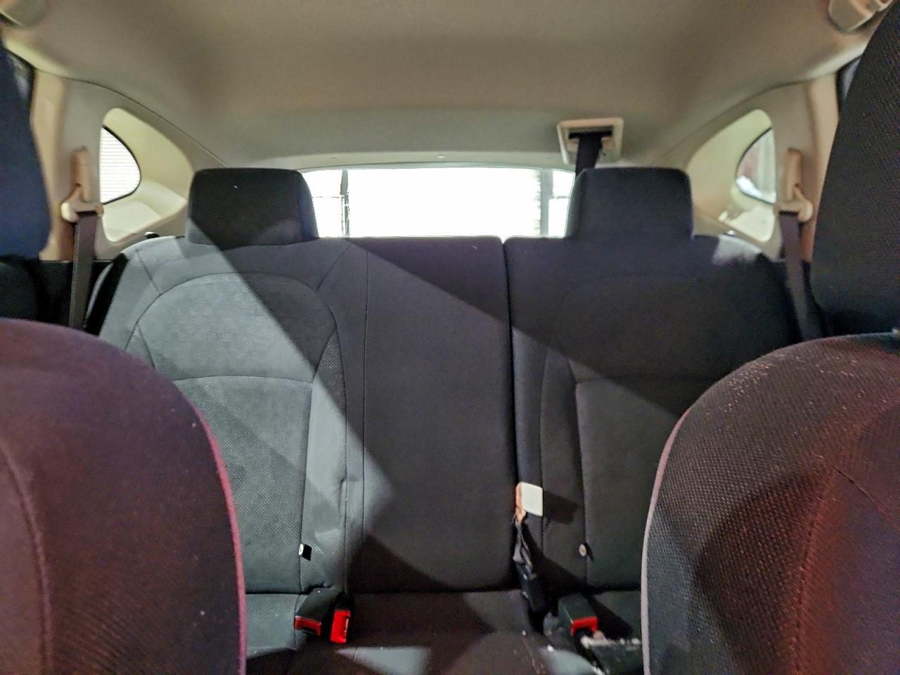 Nissan Rogue S Image 5