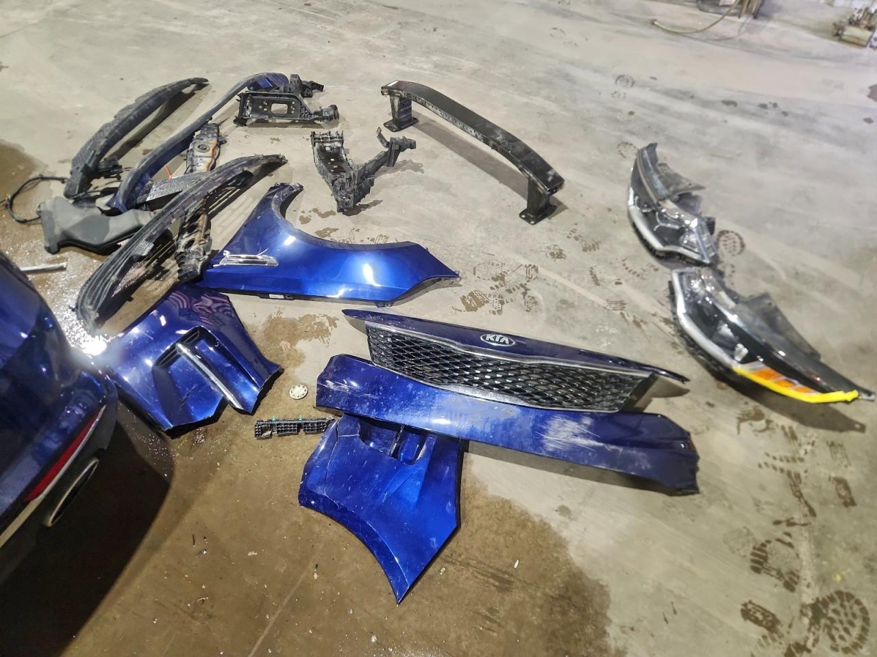 Kia Optima Lx Image 7