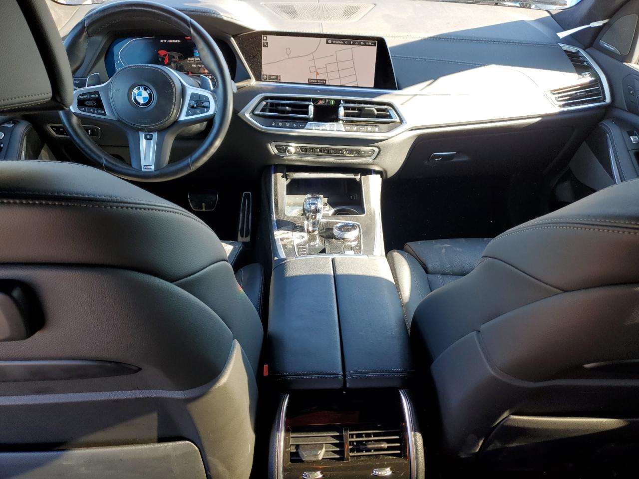 BMW X Series M50i Image 9