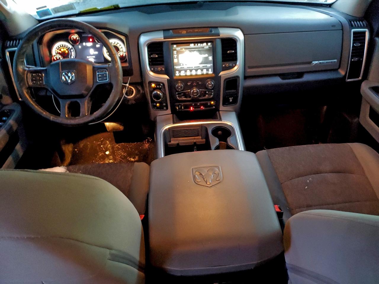 Ram 1500 Slt Image 4