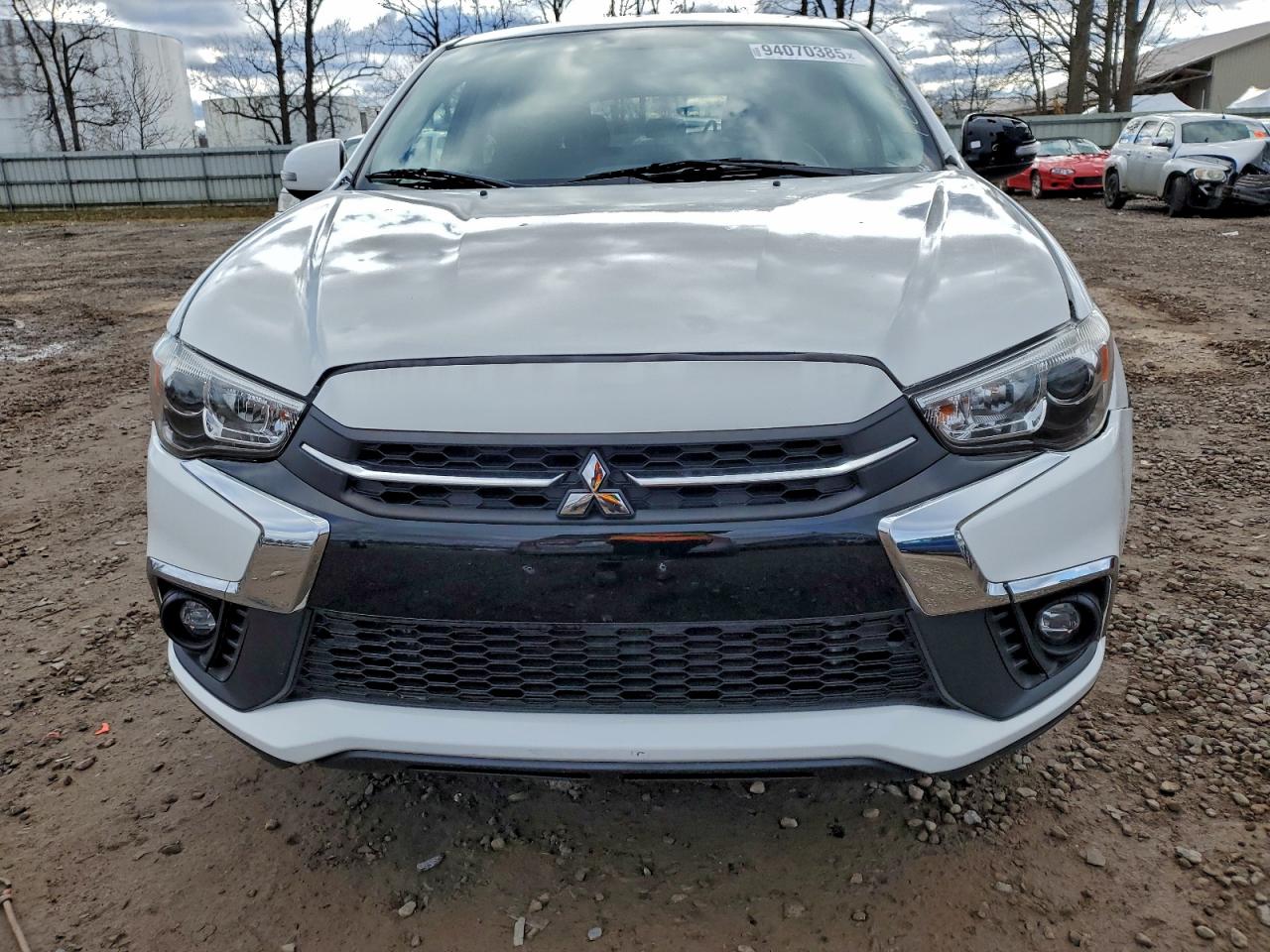 Mitsubishi Outlander Es Image 13