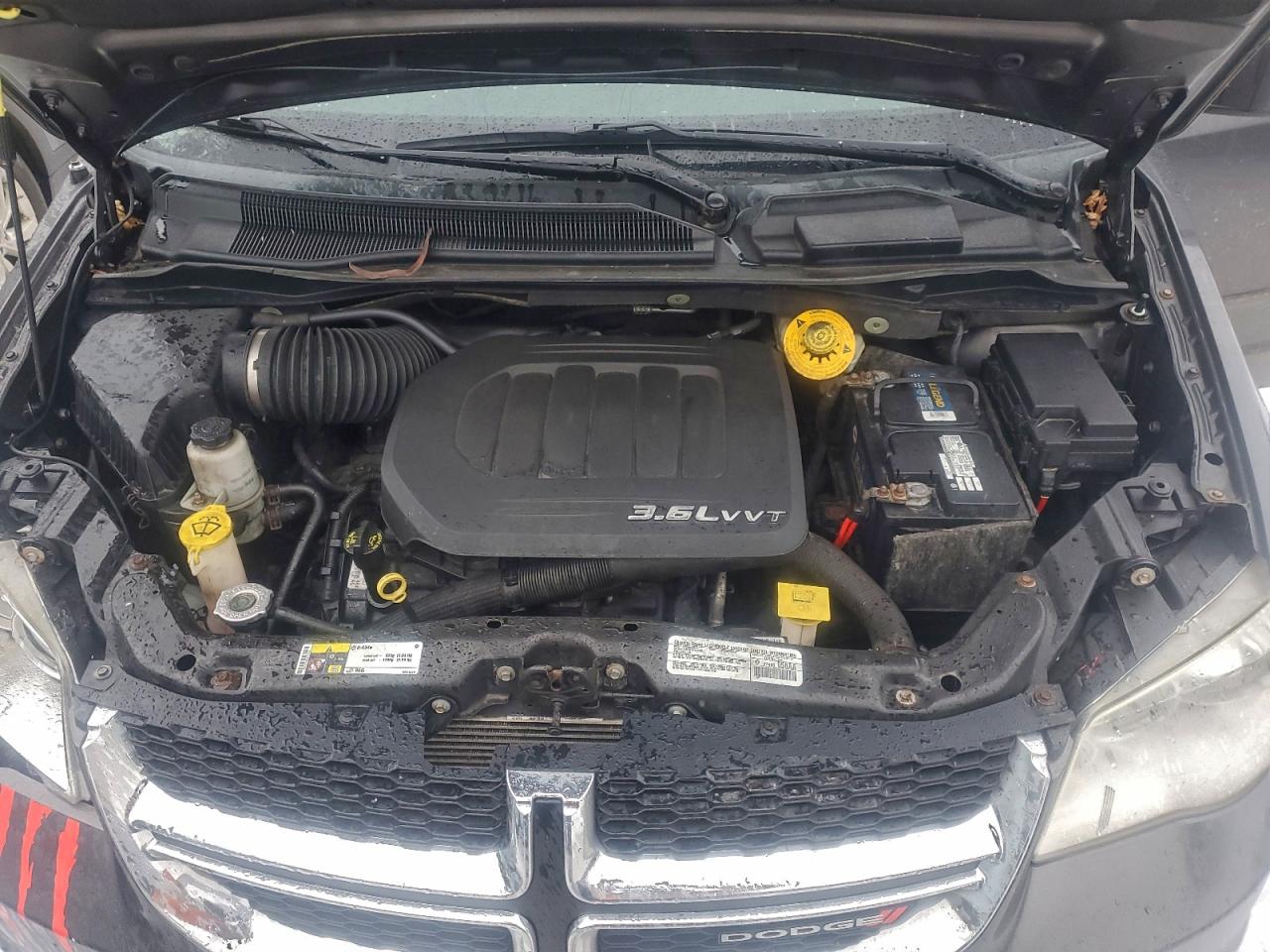 Dodge Caravan Sxt Image 10