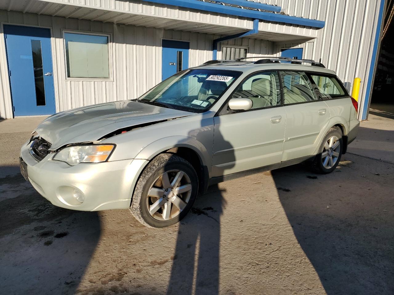 Subaru Legacy Outback 2.5i Limited Image 1