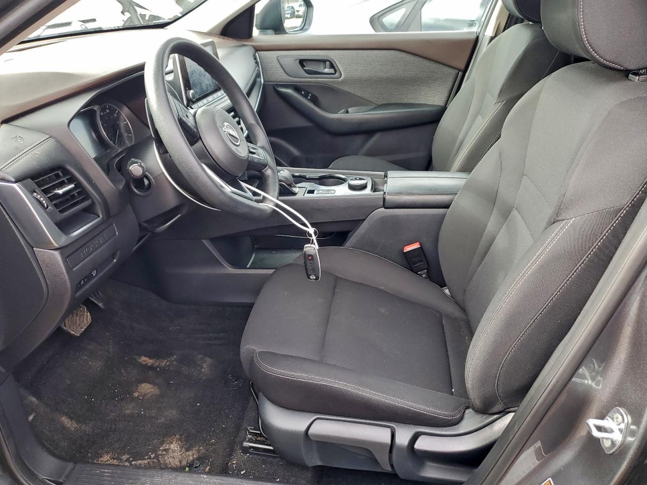 Nissan Rogue S Image 3