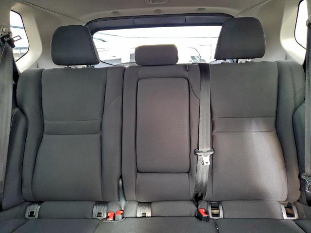 Nissan Rogue S Image 4