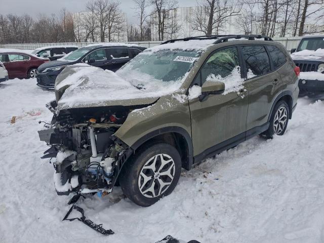  Salvage Subaru Forester