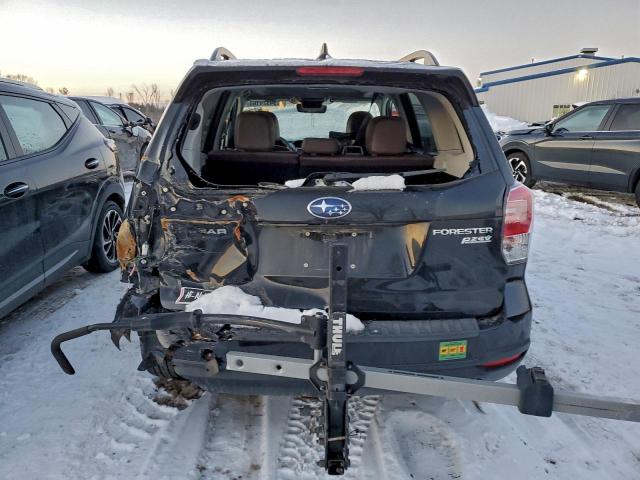 Subaru Forester 2.5i Touring Image 7