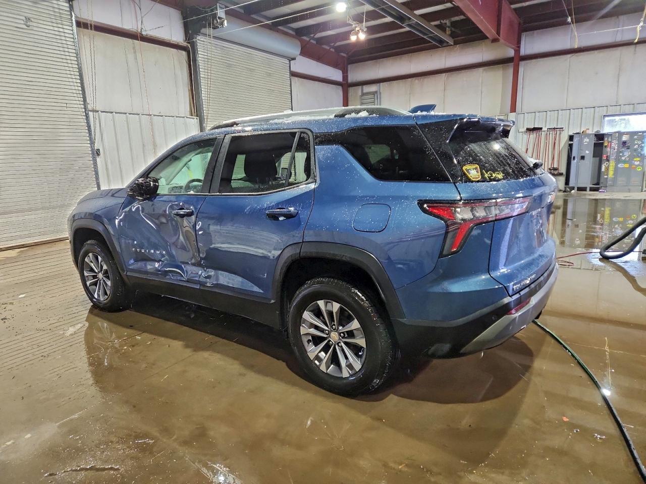 Chevrolet Equinox Lt Image 2