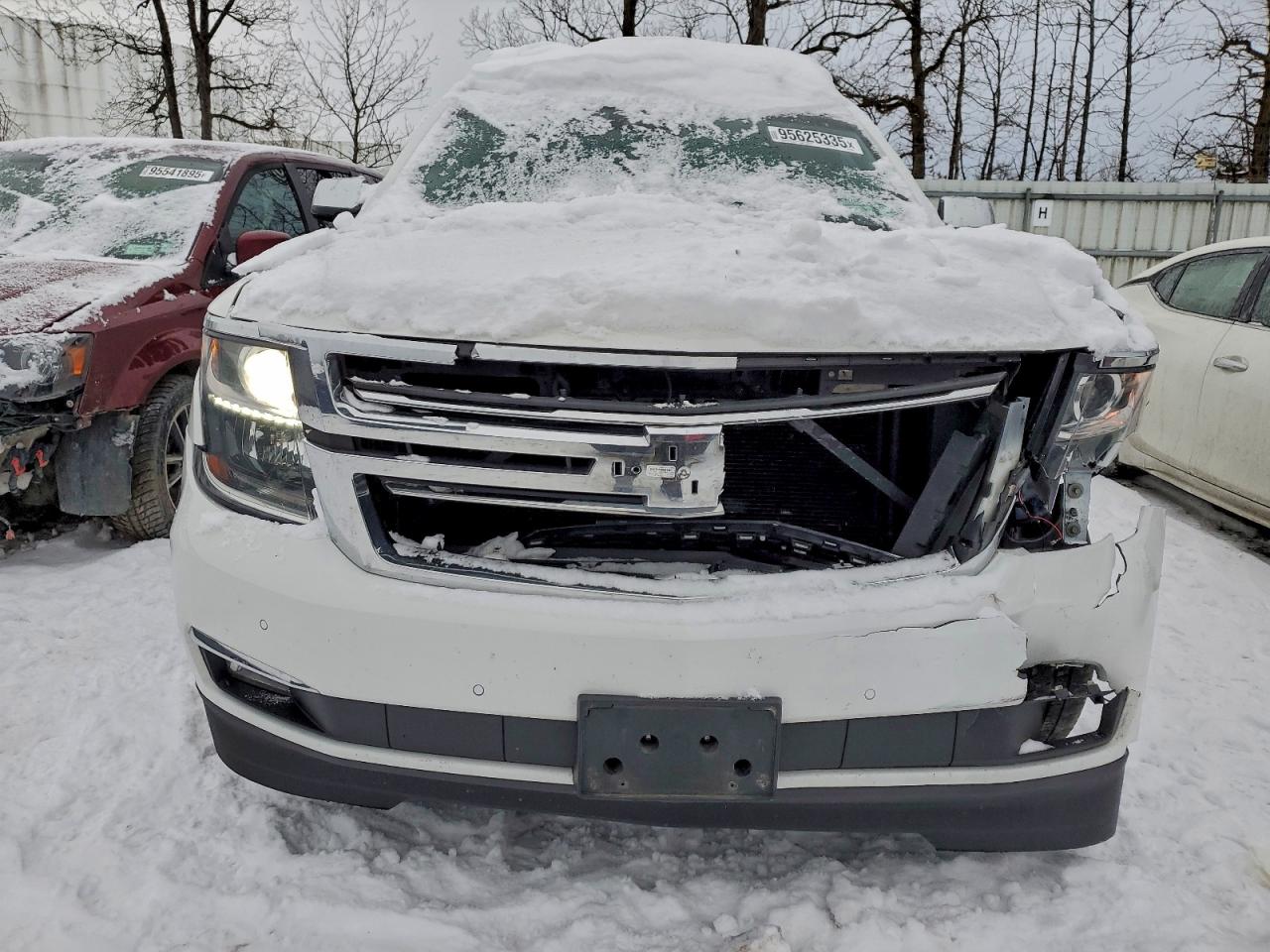 Chevrolet Suburban K1500 Ltz Image 10