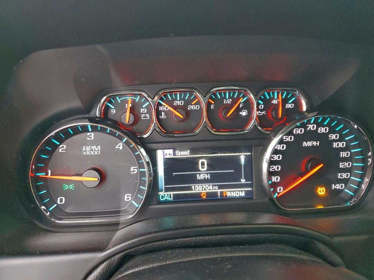 Chevrolet Suburban K1500 Ltz Image 2