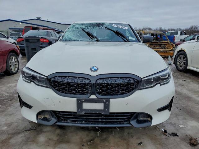 BMW 3 Series Image 2