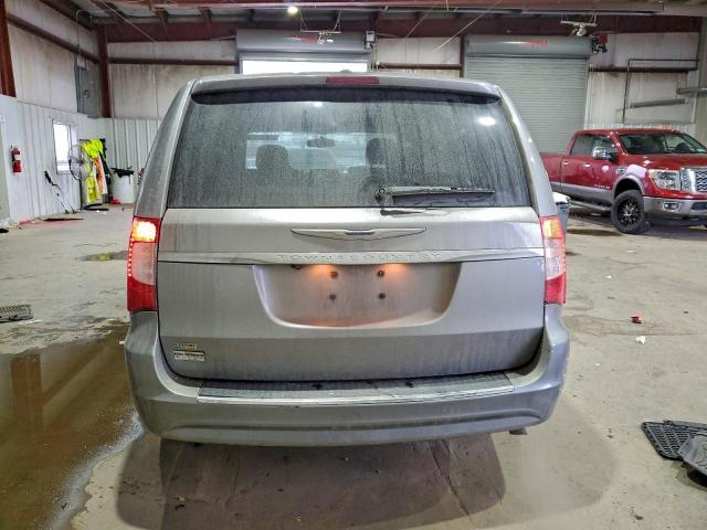 Chrysler Minivan Touring Image 14