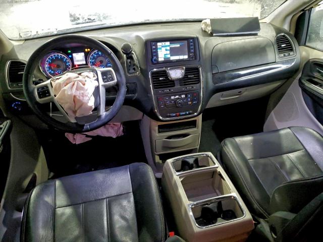 Chrysler Minivan Touring Image 4