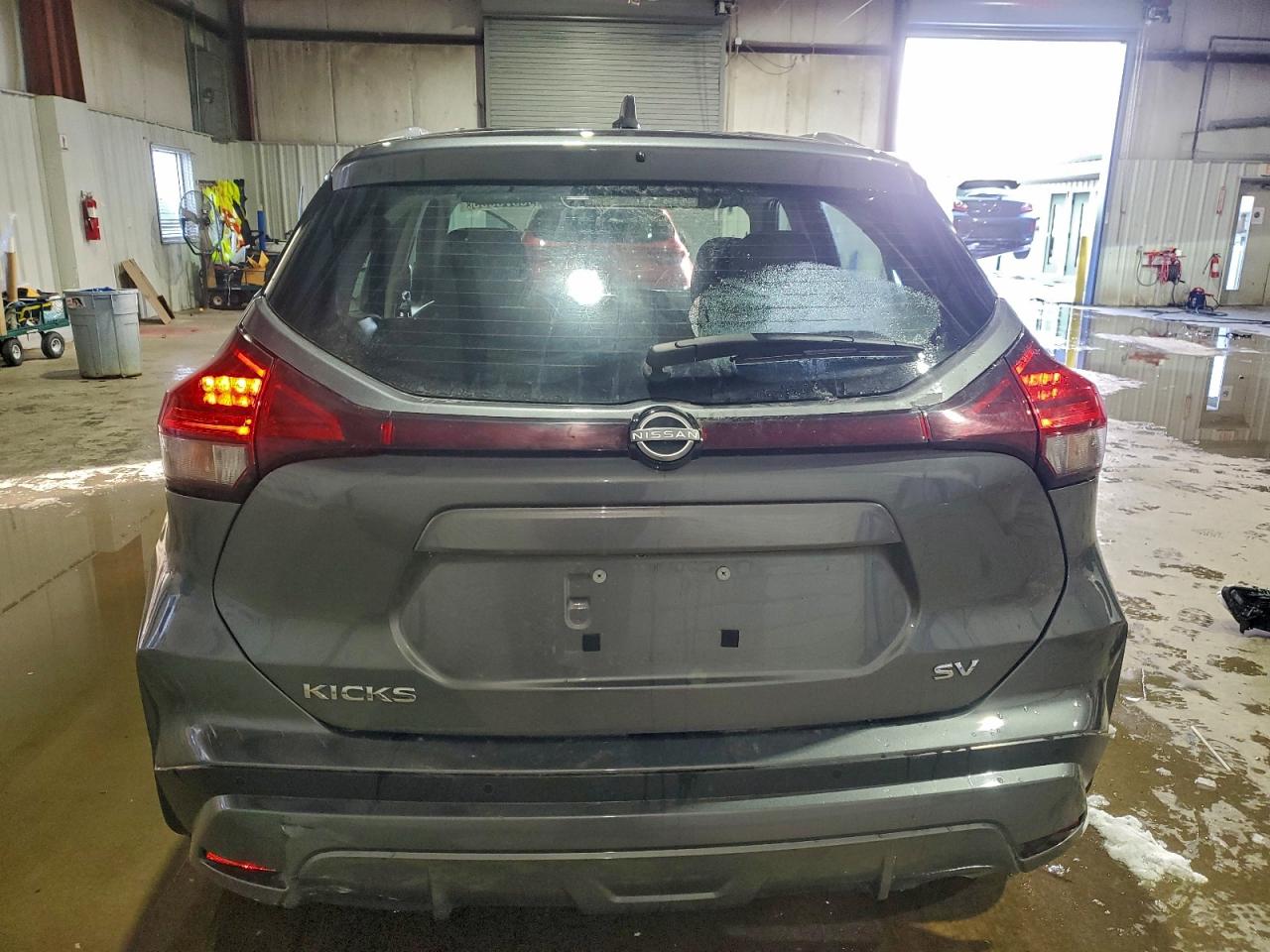 Nissan Kicks Sv Image 5