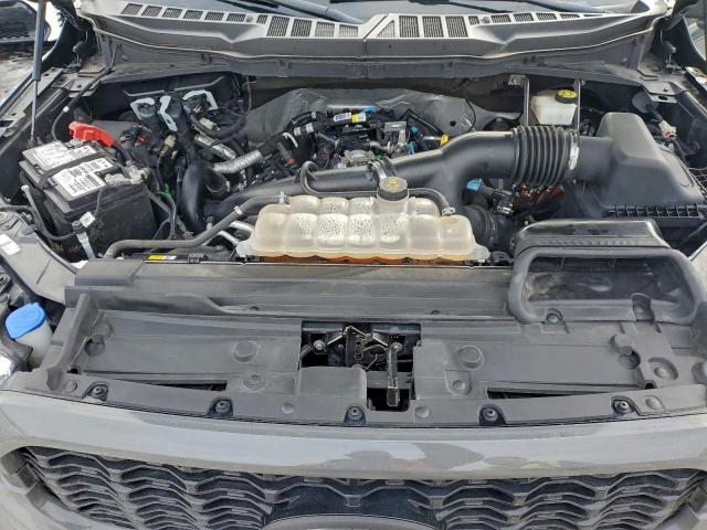 Ford F-150 Supercrew Image 10