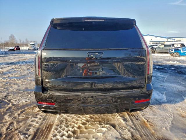 Cadillac Escalade Sport Image 4