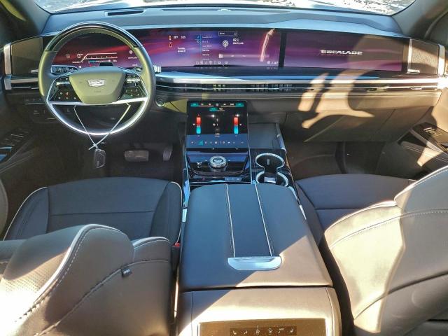 Cadillac Escalade Sport Image 7
