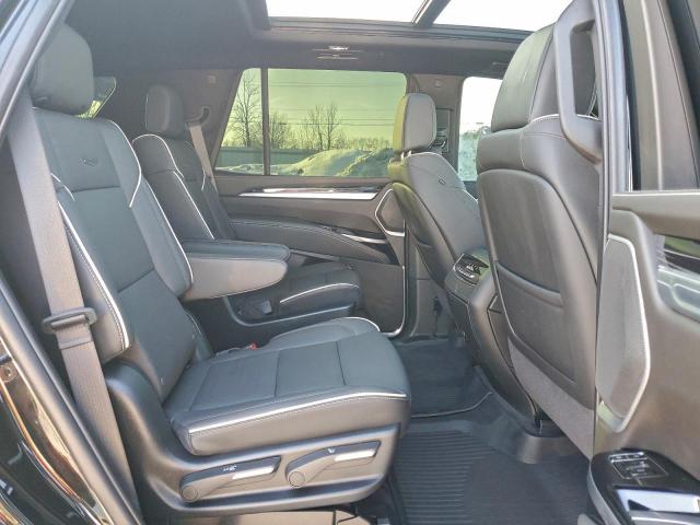 Cadillac Escalade Sport Image 11