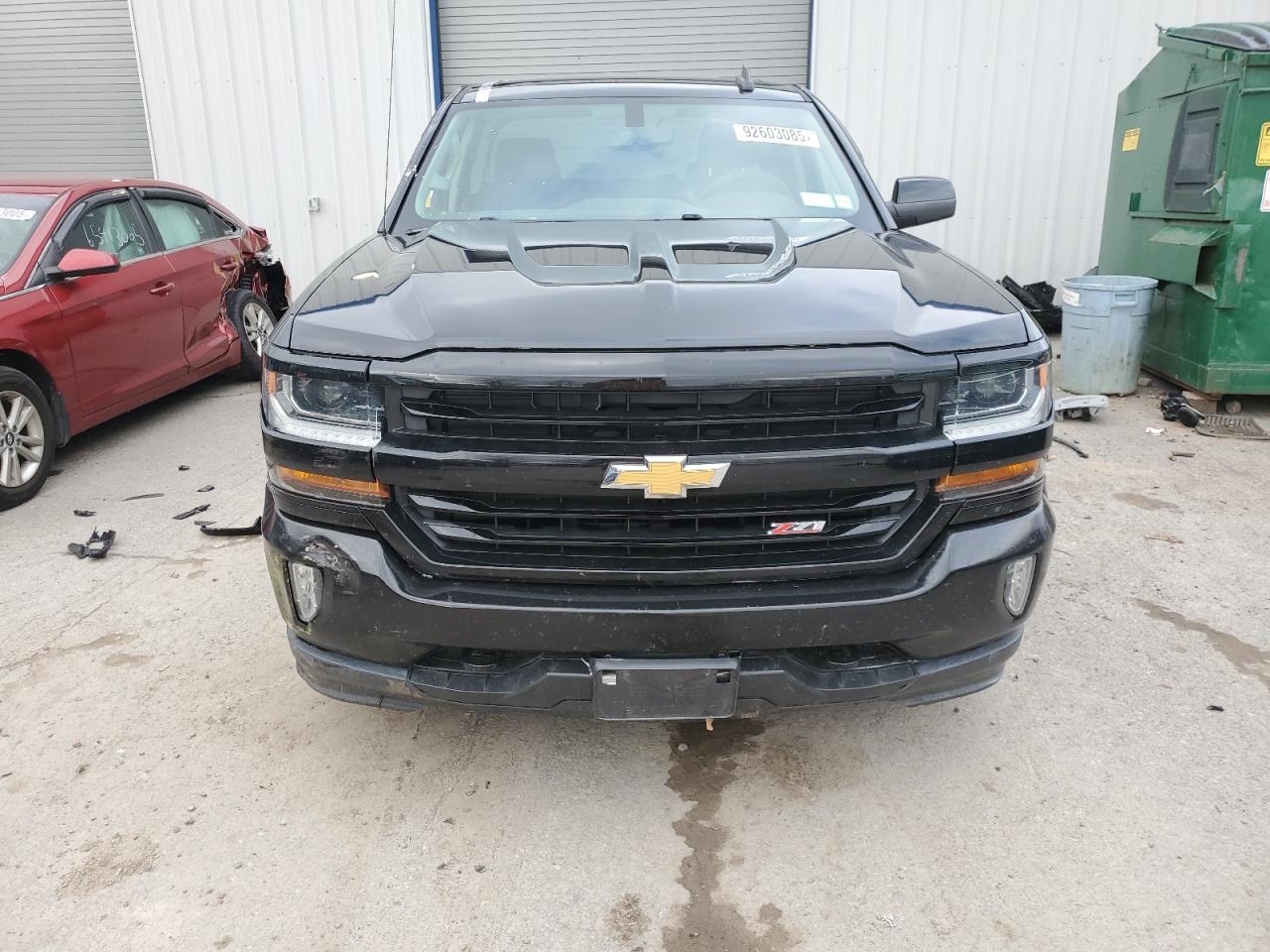 Chevrolet Silverado K1500 Lt Image 7