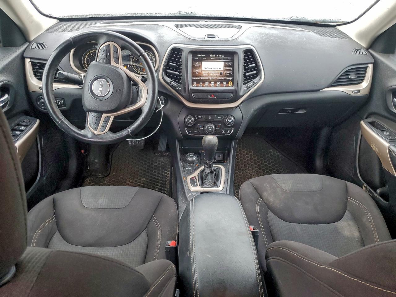 Jeep Grand Cherokee Latitude Image 7