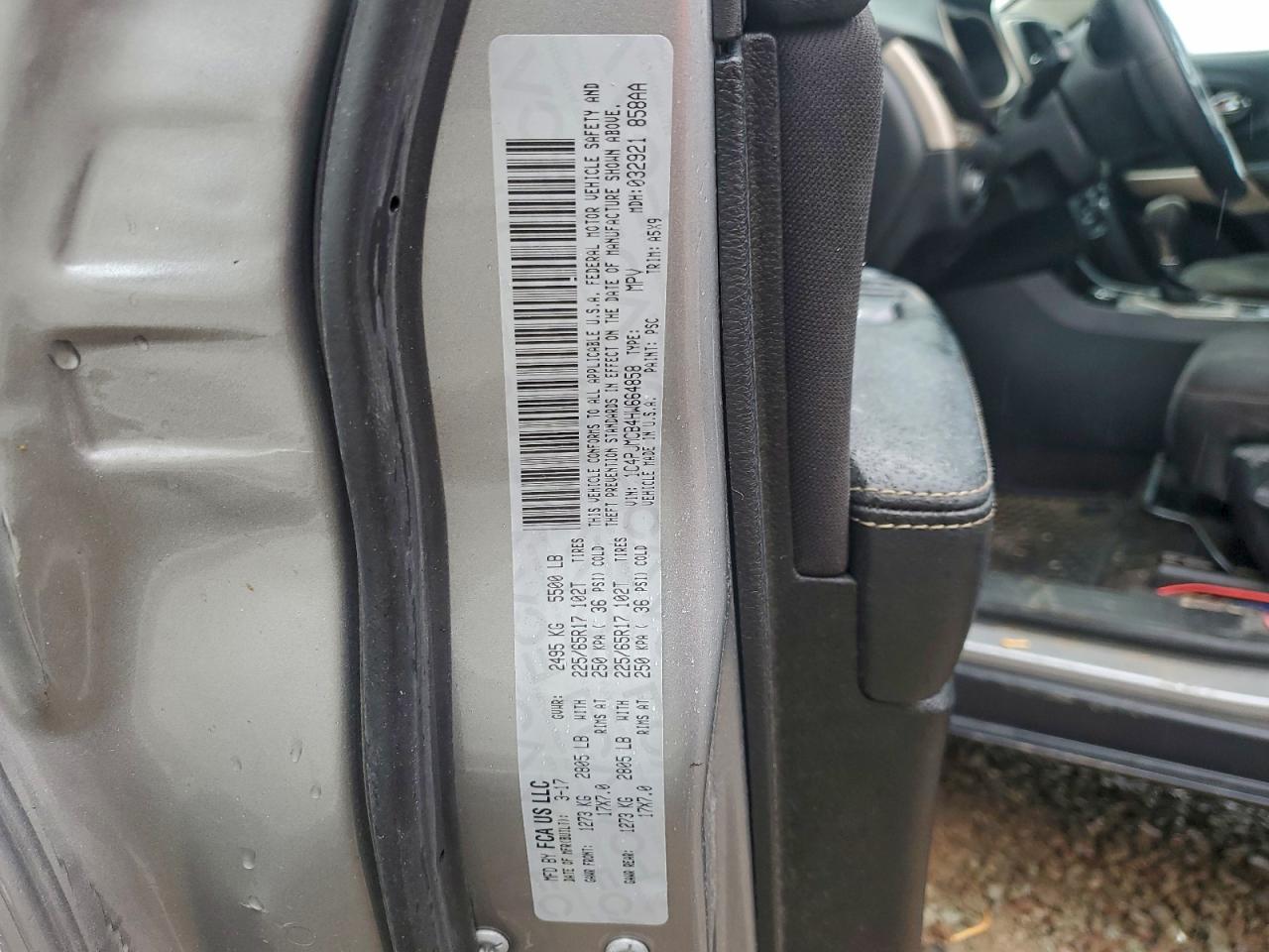 Jeep Grand Cherokee Latitude Image 13