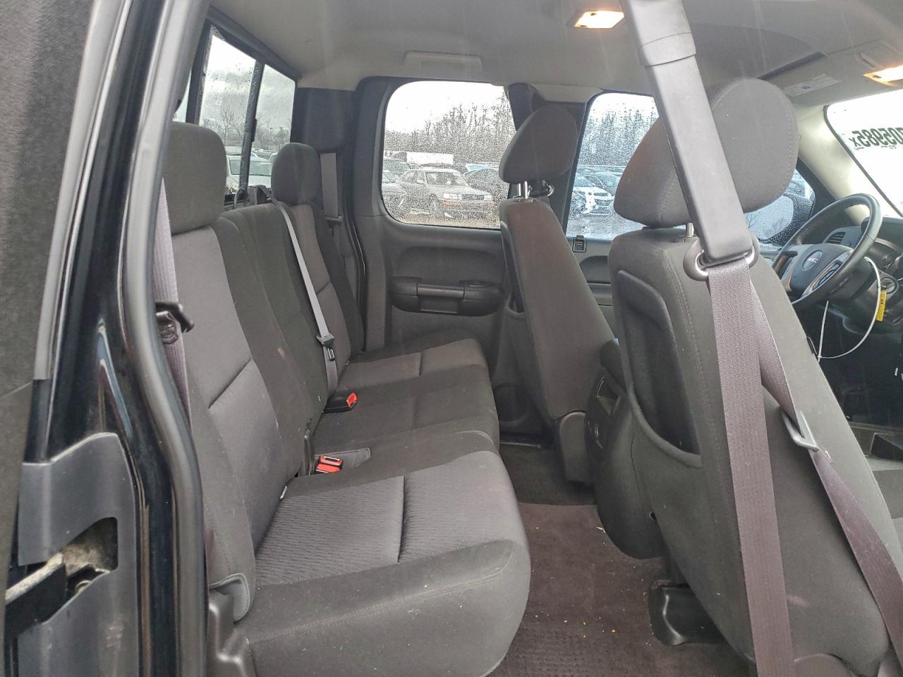 GMC Sierra K1500 Sle Image 2