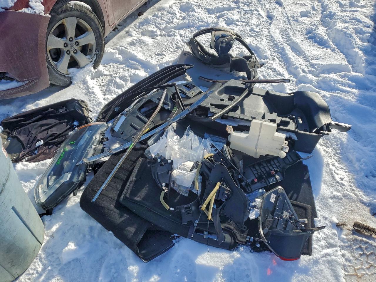 Nissan Rogue S Image 9