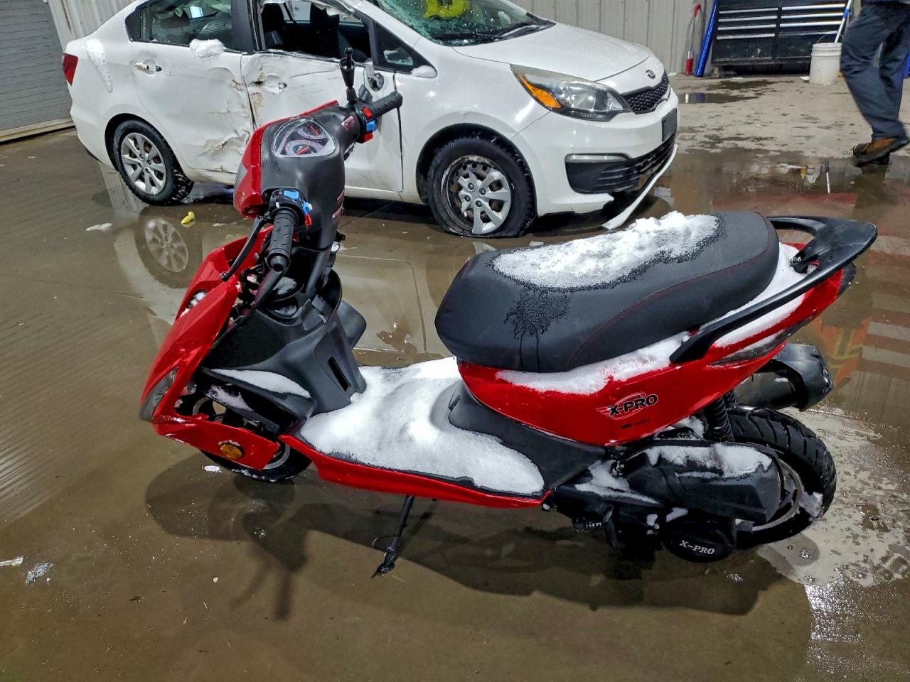 Jian Scooter Image 2