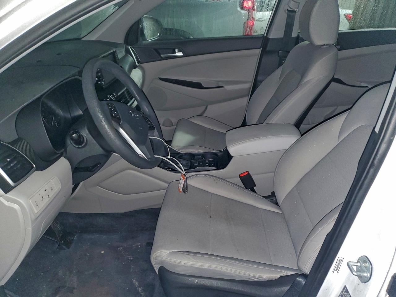 Hyundai TUCSON Limited Image 9