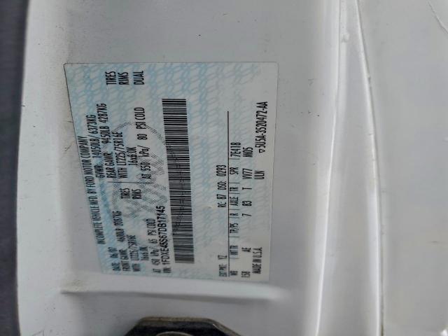 Ford E-450 E450 Super Duty Cutaway Van Image 11