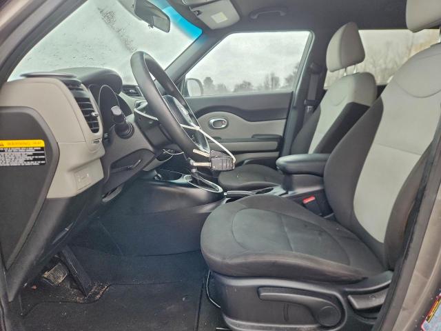 Kia Soul Image 3