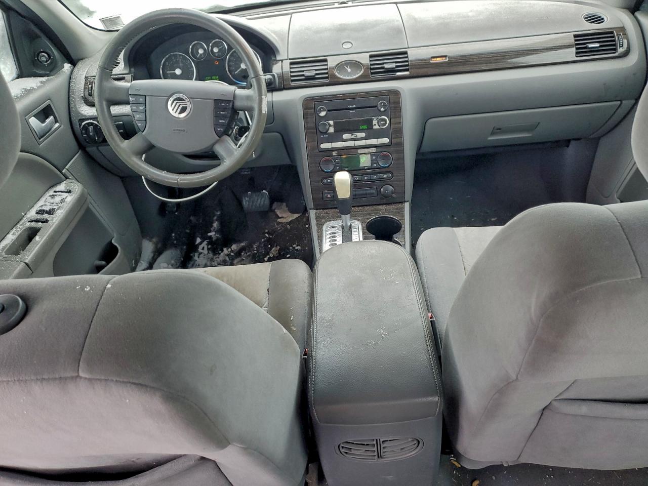 Mercury Montego Luxury Image 3