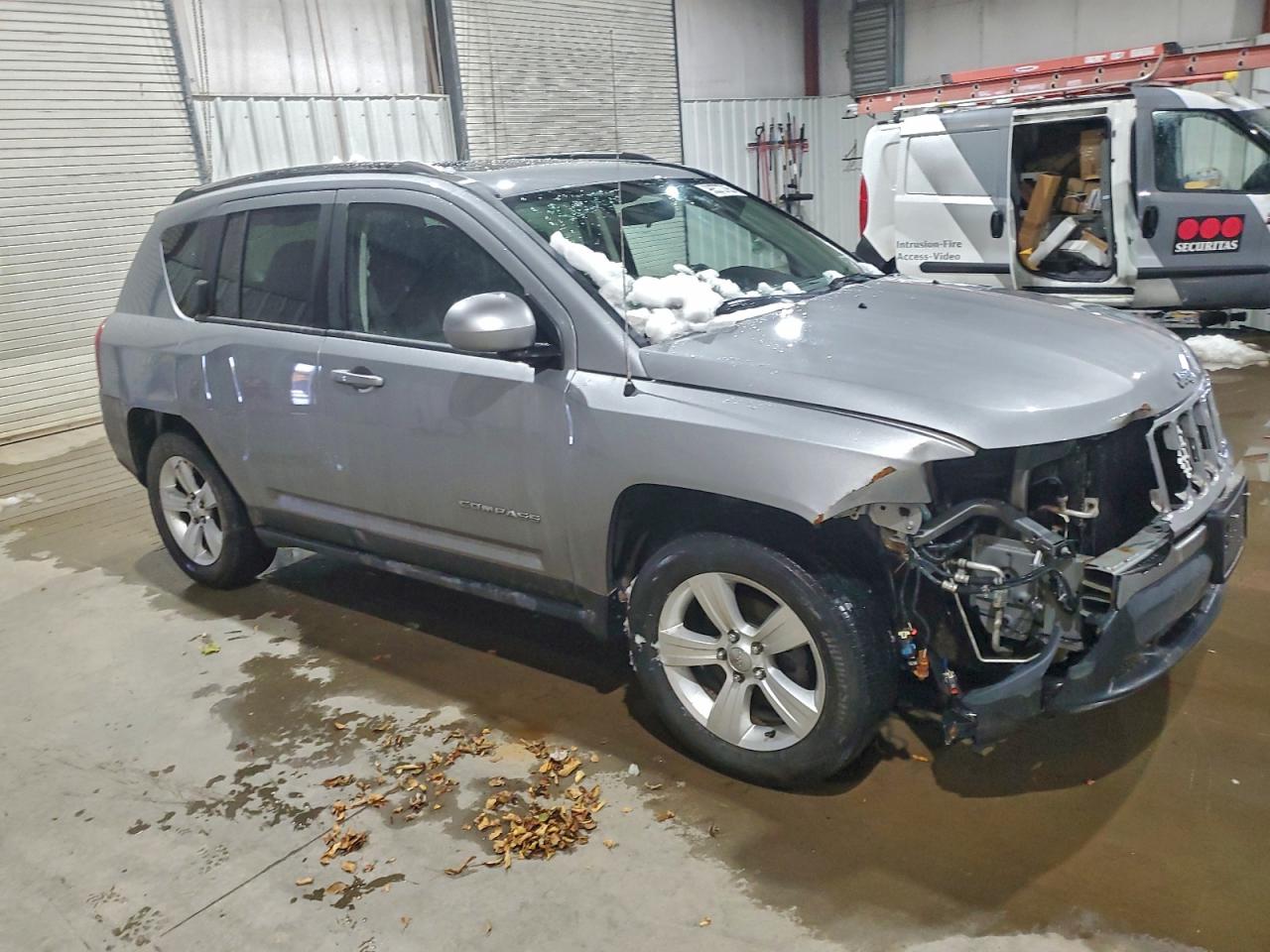 Jeep Compass Latitude Image 4