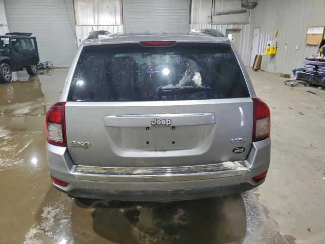 Jeep Compass Latitude Image 3