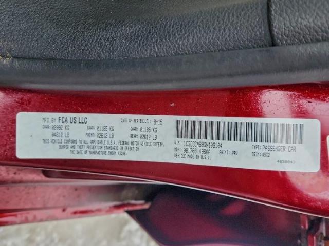 Chrysler 200 Limited Image 12